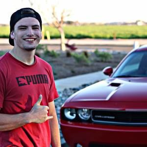 Meet your Posher, Aaron